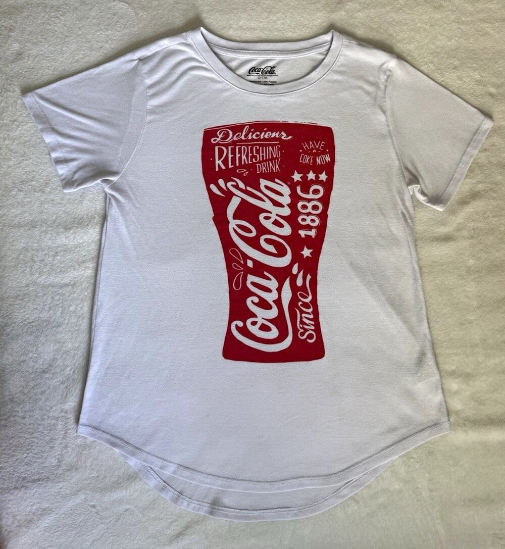 Coca-Cola White & Red Soda Graphic T-Shirt Since 1886 Coke Glass Print 2022 L